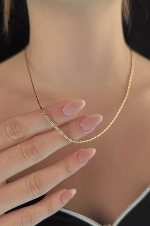 14 Ayar Altın Işıltılı İritsel Kolye