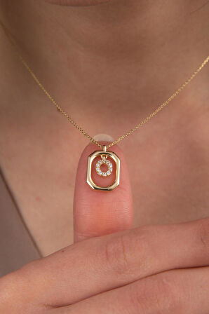 14 Ayar Altın Taşlı O Harf Kolye