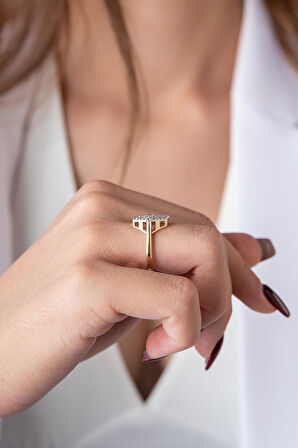 14 Ayar Altın Köşeli Trapez Yüzük