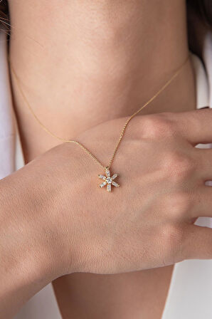 14 Ayar Altın Taşlı Çiçek Motifli Kolye