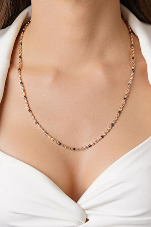 14 Ayar Altın Siyah Mine Detaylı Adelle Kolye