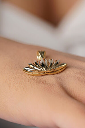 14 Ayar Altın Büyük Lotus Çiçeği Kolye Ucu