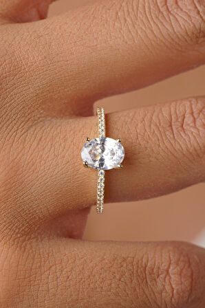 14 Ayar Altın Oval Baget Taşlı Yüzük