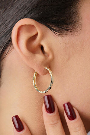 14 Ayar Altın Kalem İşlemeli Işıltı Halka Küpe Büyük