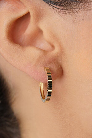 14 Ayar Altın Kalem İşlemeli Işıltı Halka Küpe Orta