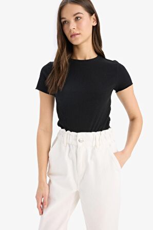 DeFacto Fitted Bisiklet Yaka Basic Düz Fitilli Kaşkorse Kısa Kollu Siyah Tişört K7064AZ25SMBK81
