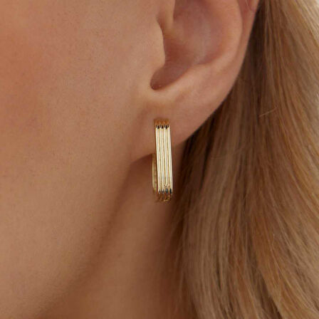 Çizgili Kare J Küpe