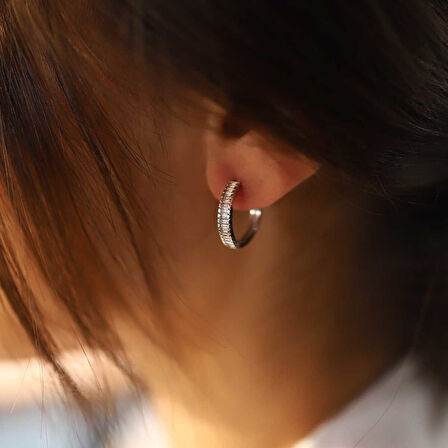 Parça Baget Taşlı  Küpe