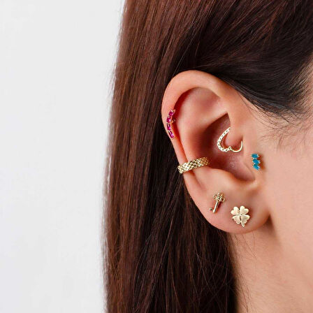 Ajur Kalp Helix Piercing