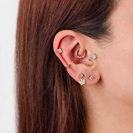 Üç Taş Motifli Helix Piercing