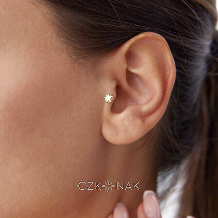 Yıldız Çevreli Tragus Piercing