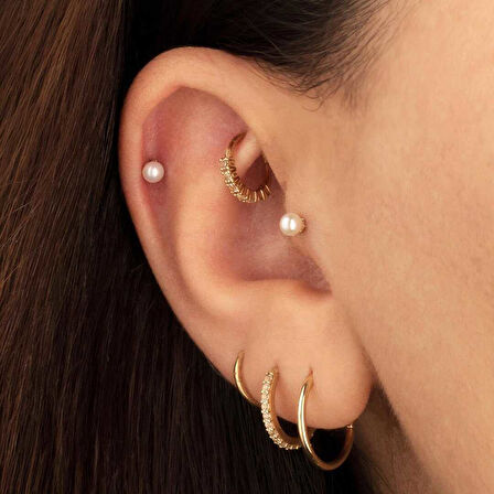 İncili Tragus Piercing