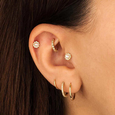 Etrafı Taşlı İnci Tragus Piercing