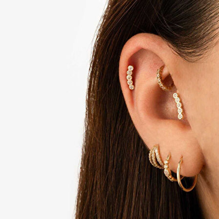 Solucan Tragus Piercing