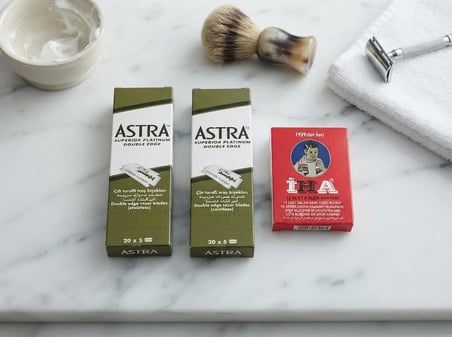 Astra Platinum Çift Taraflı Yaprak Jilet 200 Adet (2 Kutu) + İ.H.A. Kalem Kantaşı 12'li Set (Klasik Tıraş Seti)