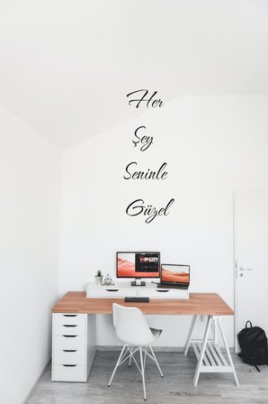 Her Şey Seninle Güzel Yazısı Ahşap Yazı Duvar Süsü Duvar Yazısı 