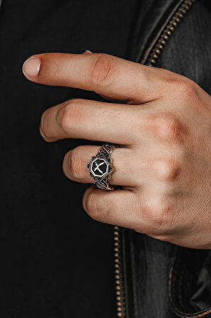 Erkek Gümüş Yüzük - Sarmal Model Zirkon Taşlı Çift Zülfikar Kılıcı İşlemeli Erkek Yüzük