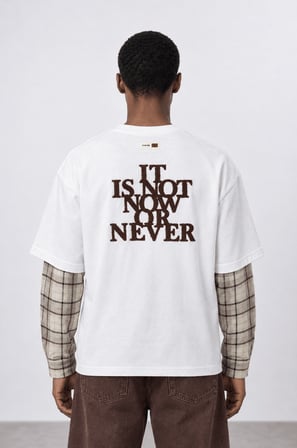 Erkek Now Or Never Nakışlı Double Sleeve Oversize Sweatshirt Ekru