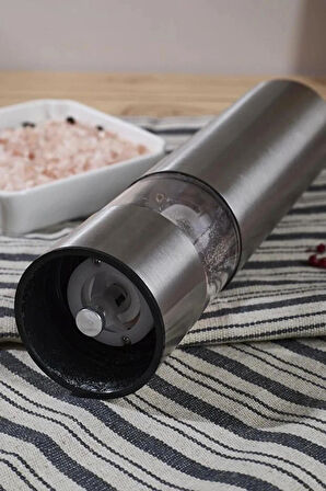 Millo Metal Pilli Işıklı Baharat Öğütücü Değirmen