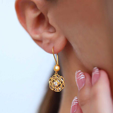 Taşlı Çiçek Sallantılı Küpe