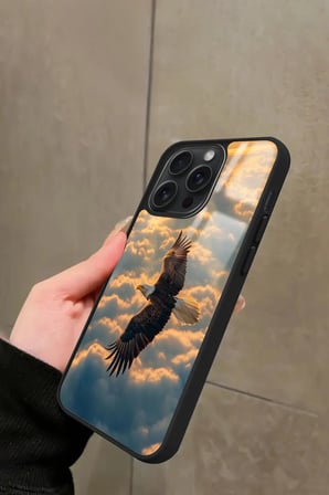 Apple iPhone 15 Pro Max Uyumlu Kartal Tasarımlı Parlak Silikon Kılıf