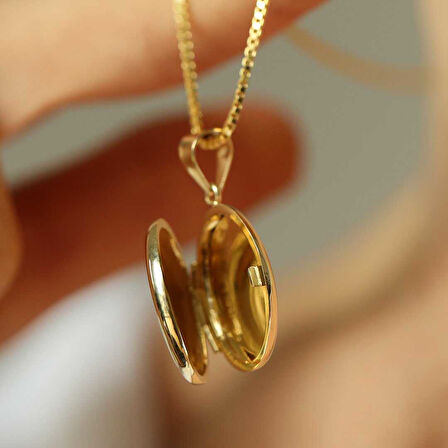 Oval Kapaklı Kolye