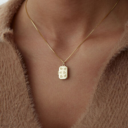 Kalpli Kapaklı Kolye