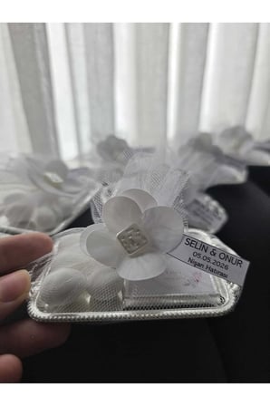 Şık Mini Tepsi Hediyelik – Badem Şekerli ve Çiçekli Süsleme (Nişan, Söz, Nikah) "10 ADET"