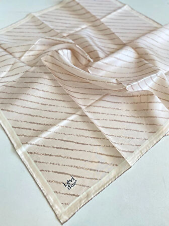 Levidor Tivil Saf İpek Eşarp 49371 Pudra Karışık Desen