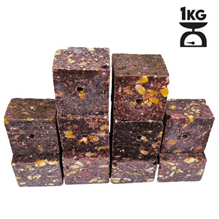 Hedyex 1Kg Sazan Küspesi Delikli Küp Çilekli Mısır Küspesi Kare