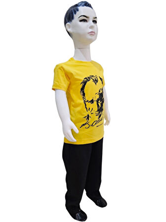 Atatürk Baskılı Sarı Tişört Siyah Pantolon Takım