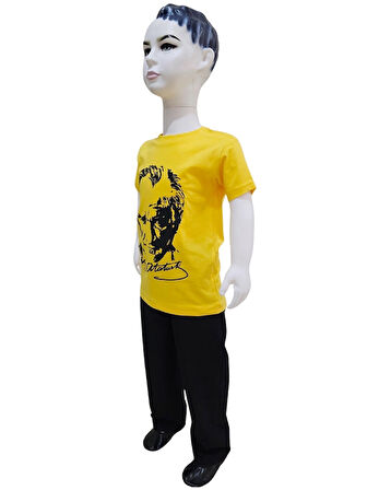 Atatürk Baskılı Sarı Tişört Siyah Pantolon Takım