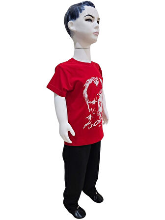 Atatürk Baskılı Kırmızı Tişört Siyah Pantolon Takım