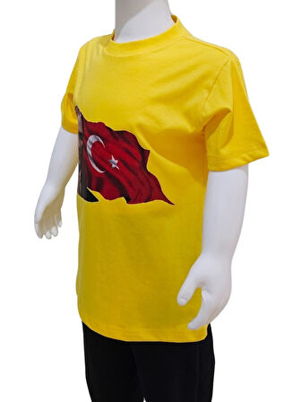 Ay Yıldızlı Atatürk Baskılı Sarı Tişört