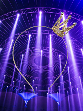 Metal Taç Taşlı Mini Taçlı Altın Gold Renkli Lüks Zarif Parti Tacı