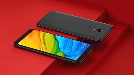 Xiaomi Redmi 5 Plus Uyumlu Kenarları Kırılmaya Dayanıklı Cam Ekran Koruyucu