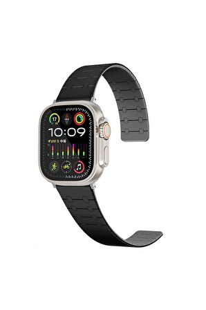 Apple Watch 8 Ultra 49 Mm Uyumlu Kordon Çizgili Desenli Silikon Kayış KRD-111 Siyah