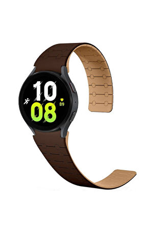 Samsung Galaxy Watch 5 40mm Uyumlu Zore KRD-111 20mm Çizgili Desenli Silikon Kordon Kahverengi