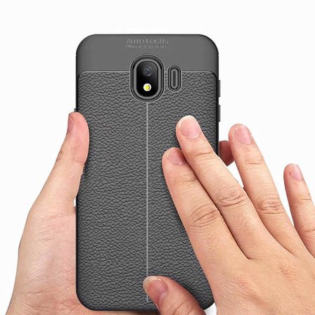 Samsung Galaxy J4 Uyumlu Kılıf Zore Niss Silikon Kapak