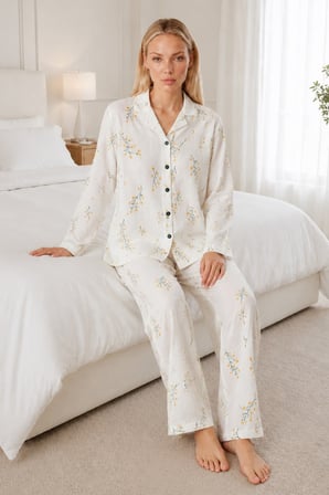 Night Beyaz Kadın Desenli Pijama Takımı 4674