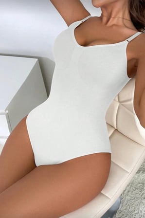 Night Beyaz ZIBIN KORSE İNCELTEN 2 BEDEN TOPARLAYAN ALT TARAFI ÇITÇITLI SEAMLESS 9051