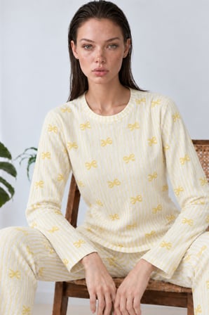 Night Sarı Kadın Çizgili Rahat Desenli İkili Pijama Takımı 4797