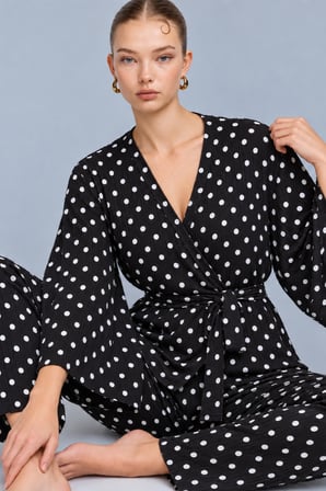 Night Siyah Kadın Kruvaze Kuşaklı İkili Pijama Takımı 4803
