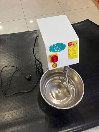 DEV MİKSER PROFESYONEL HAMUR KARMA MAKİNASI 5 KG UN 3 LT SU 8 KG KAPASİTELİ 