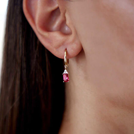 Pembe Zümrüt Kesim Küpe