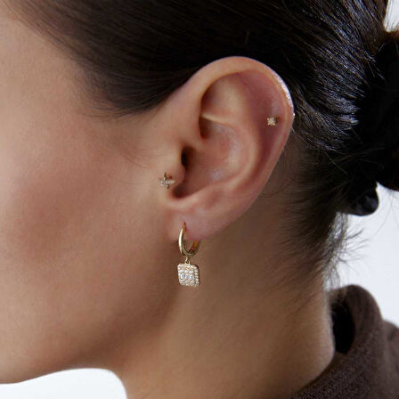 Dörtgen Baget Taşlı Sallantılı Küpe