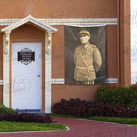 Askeri Üniformalı Gazi Mustafa Kemal Atatürk - Poster Bayrak 100x150 Cm