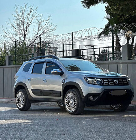 Dacia Duster Düz Dodik Seti 12+2 Parça 2018 ve Sonrası
