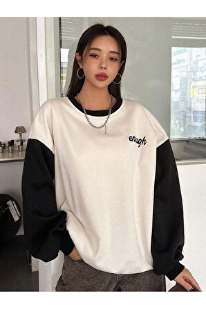 Kadın Beyaz Enough Baskılı Siyah Kol Detay Oversize Sweatshirt