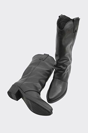 Hakiki Deri Fermuarsız Kadın Çizme